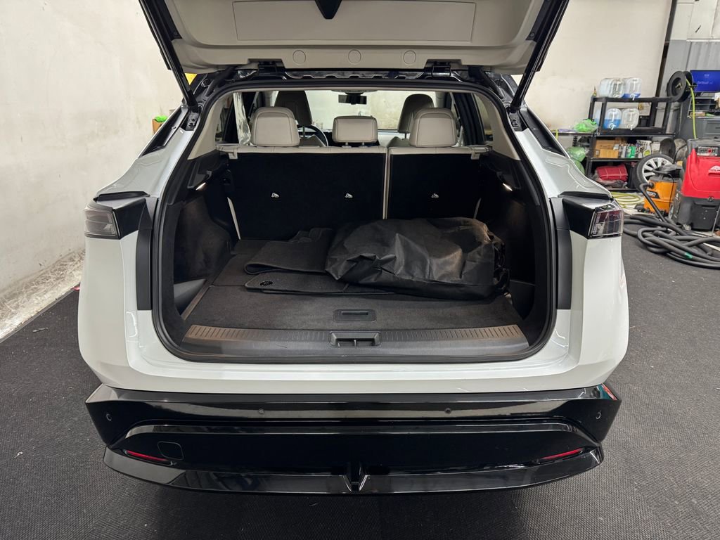 Used 2024 Nissan Ariya FWD image 6