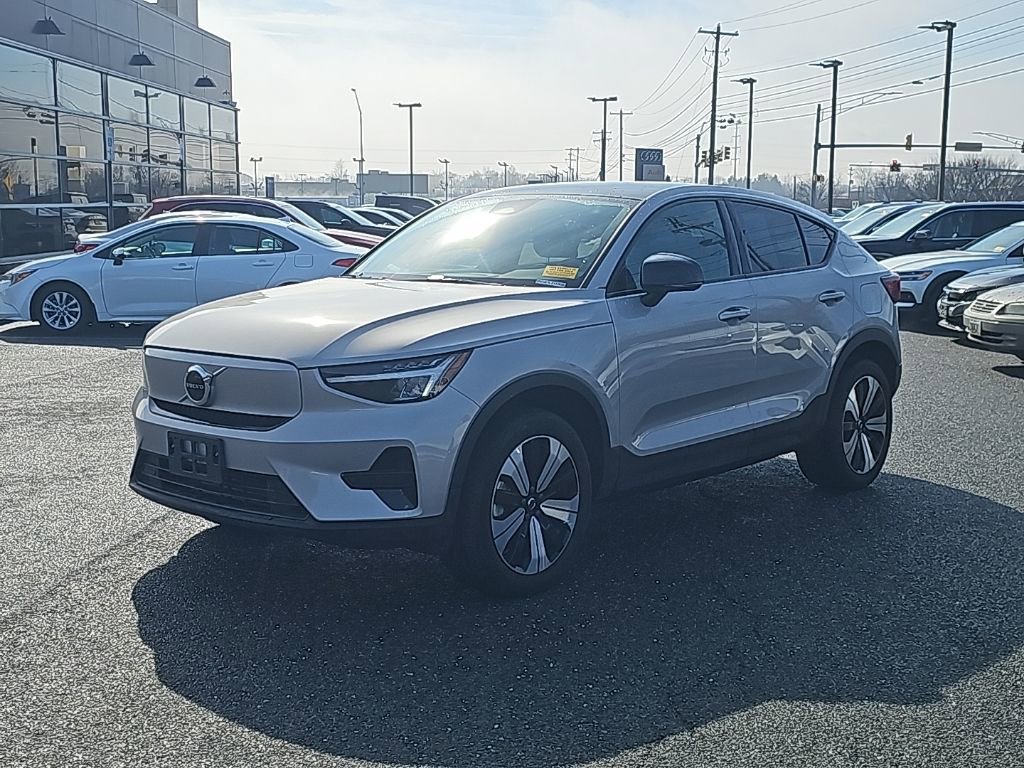 Used 2023 Volvo C40 Recharge Core image 15