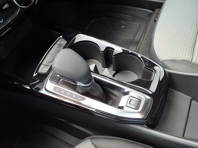 New 2026 Chevrolet Trax LT w/ LPO, Blackout Package FWD image 19