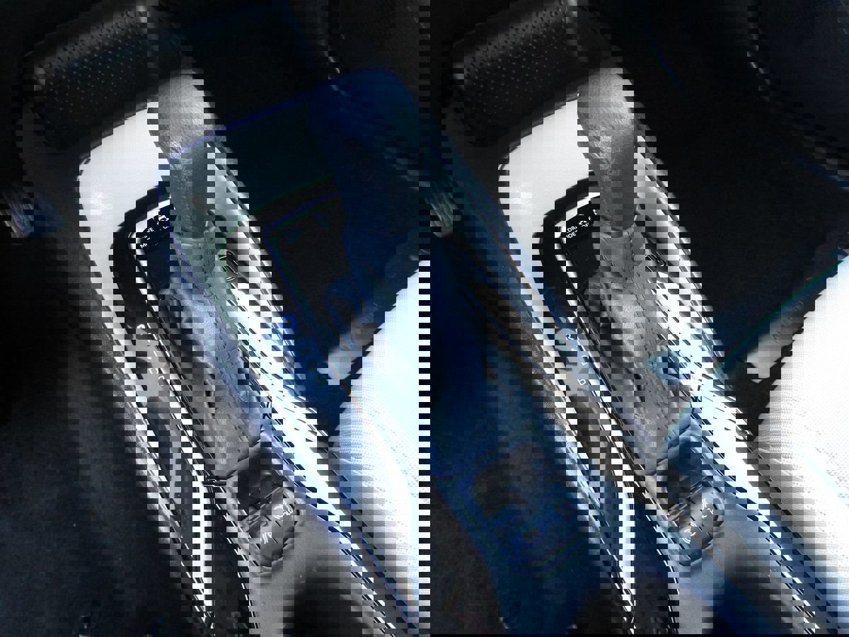 Used 2022 Toyota Corolla LE image 18