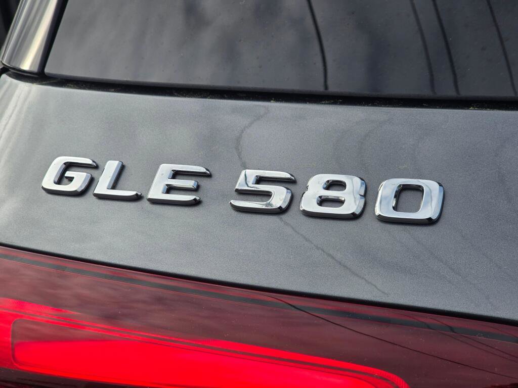 Certified 2025 Mercedes-Benz GLE 580 4MATIC image 33