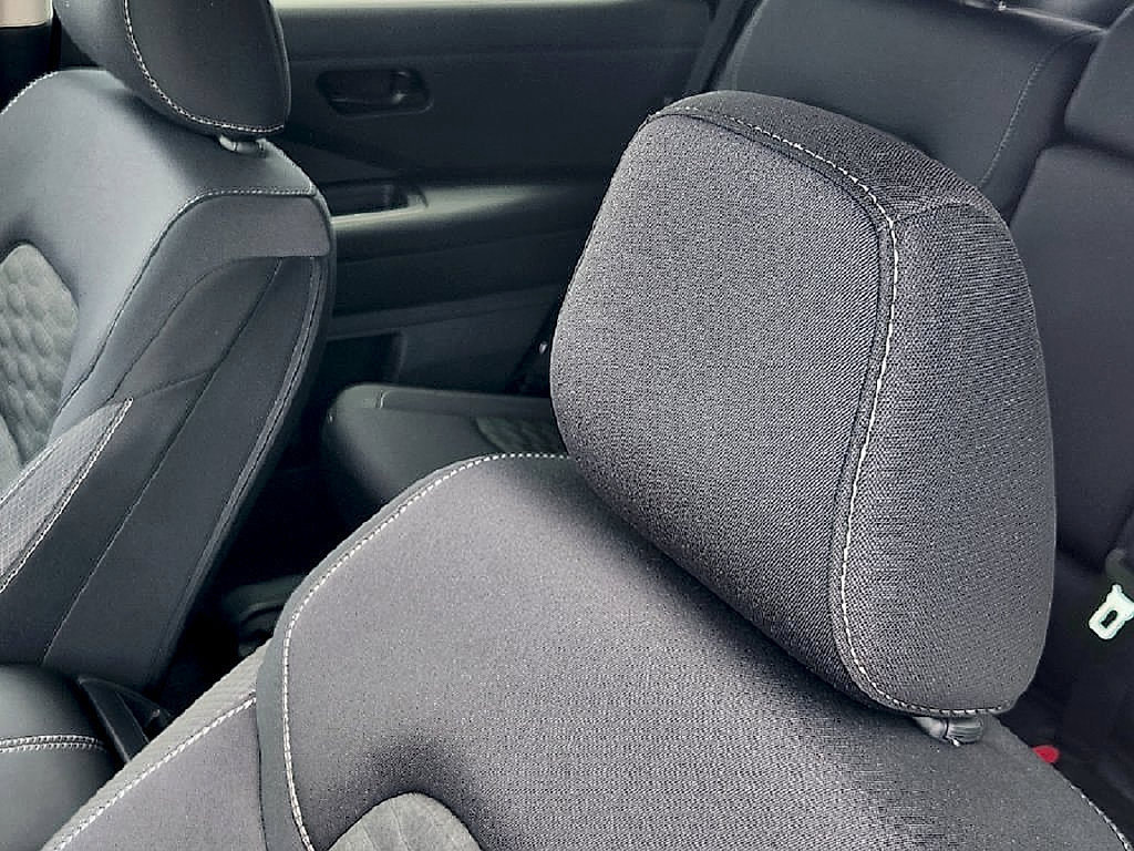New 2026 Nissan Pathfinder SV FWD image 18