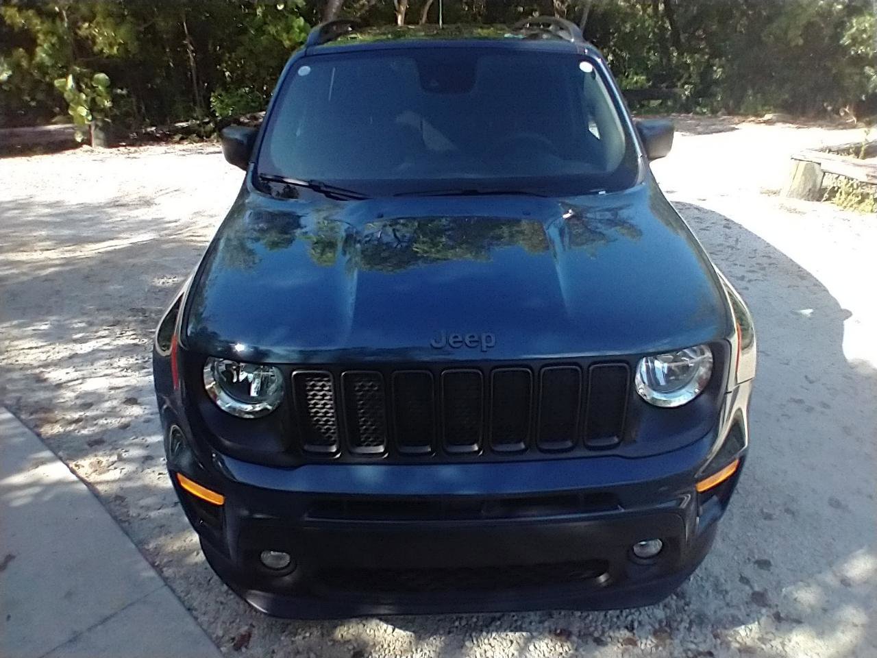 Used 2021 Jeep Renegade Latitude FWD image 7