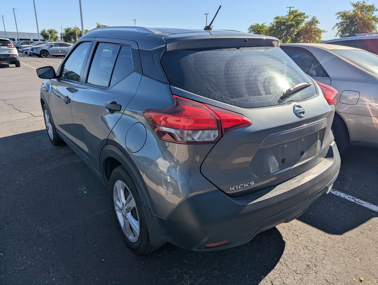 Used 2019 Nissan Kicks S FWD image 6