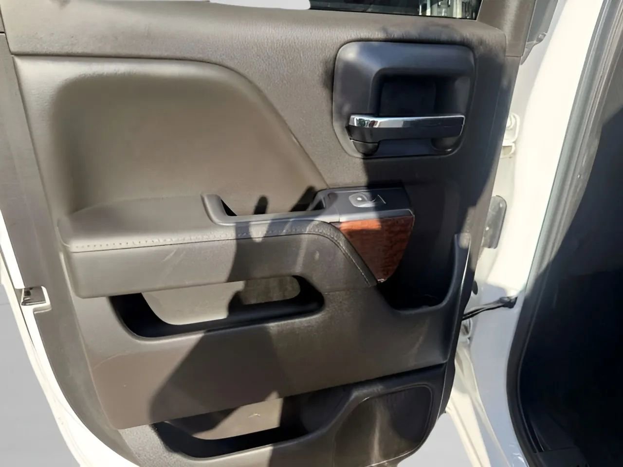 Used 2018 GMC Sierra 1500 SLE w/ SLE Value Package image 31