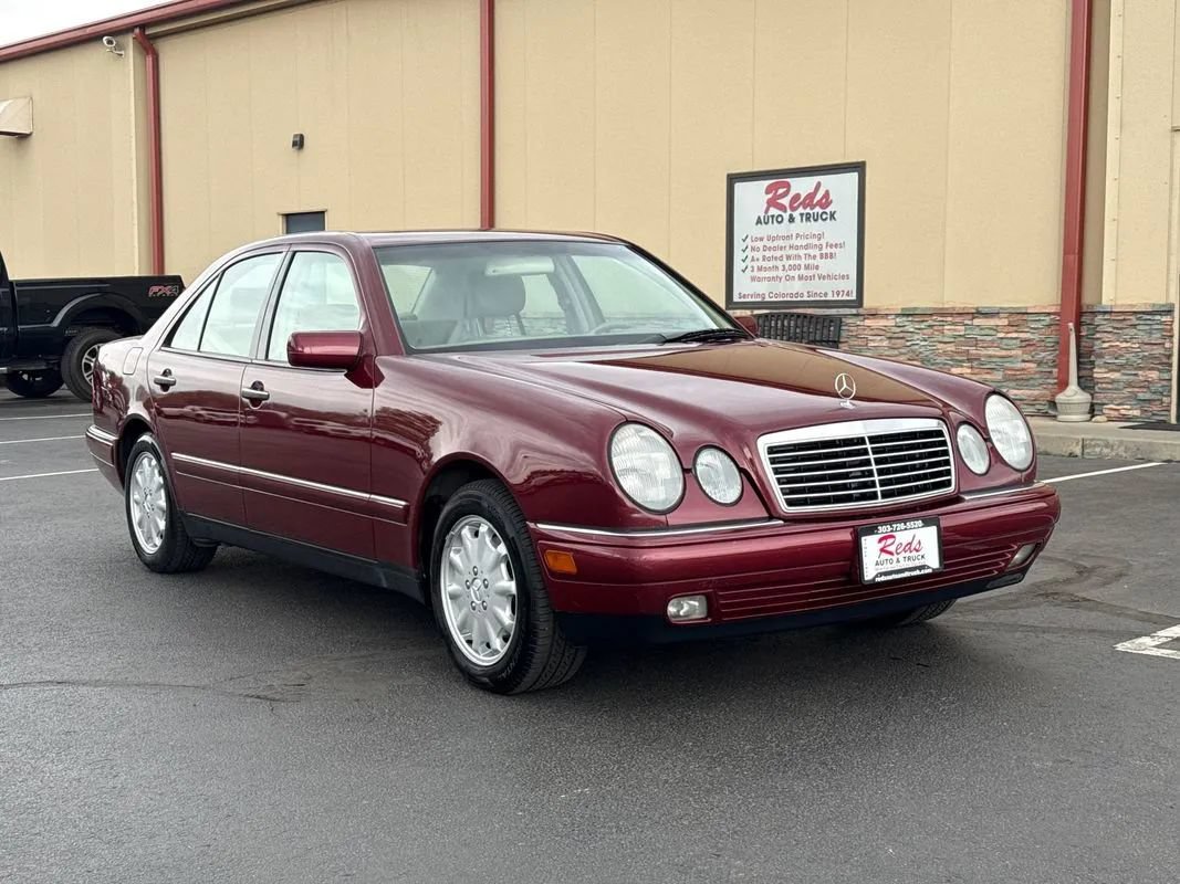 Used 1999 Mercedes-Benz E 320 Sedan image 2