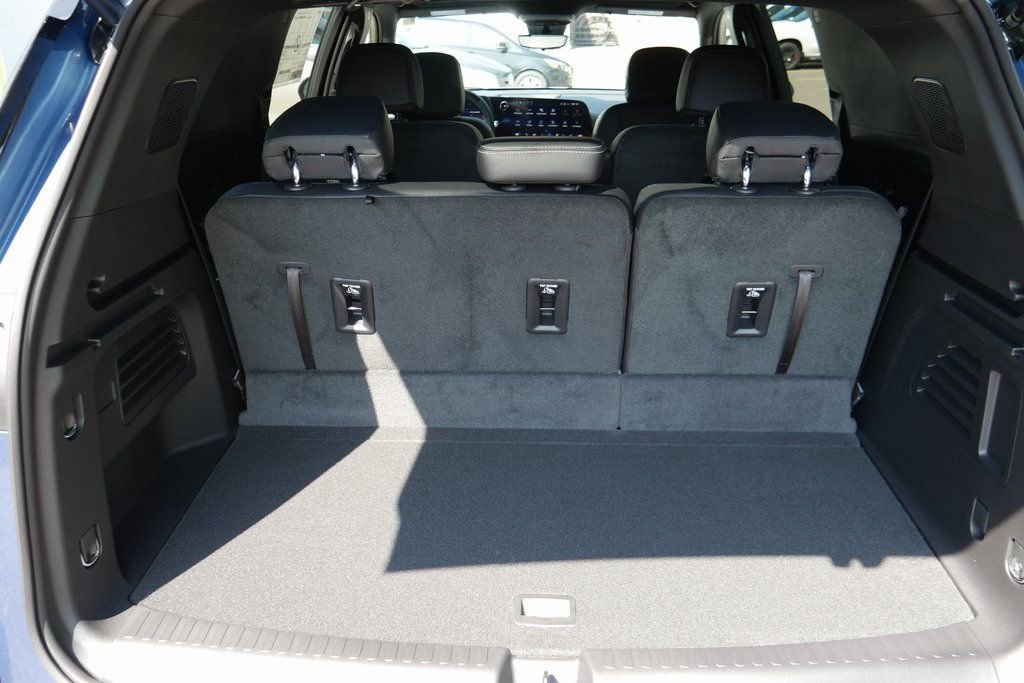 New 2026 Chevrolet Traverse LT w/ Enhanced Driving Package image 27