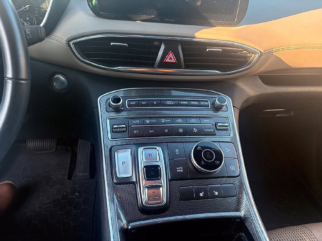 Certified 2023 Hyundai Santa Fe SEL AWD/4WD image 15