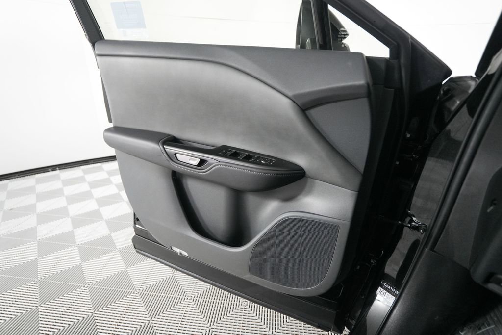 Certified 2023 Lexus RZ 450e Premium w/ Accessory Package (Z1) image 12