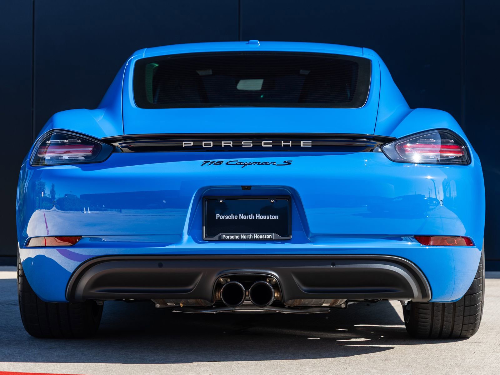 Used 2024 Porsche 718 Cayman S RWD image 12