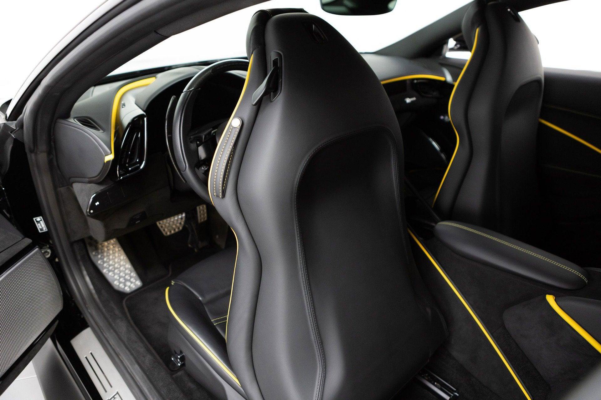 Certified 2022 Ferrari Roma RWD image 55