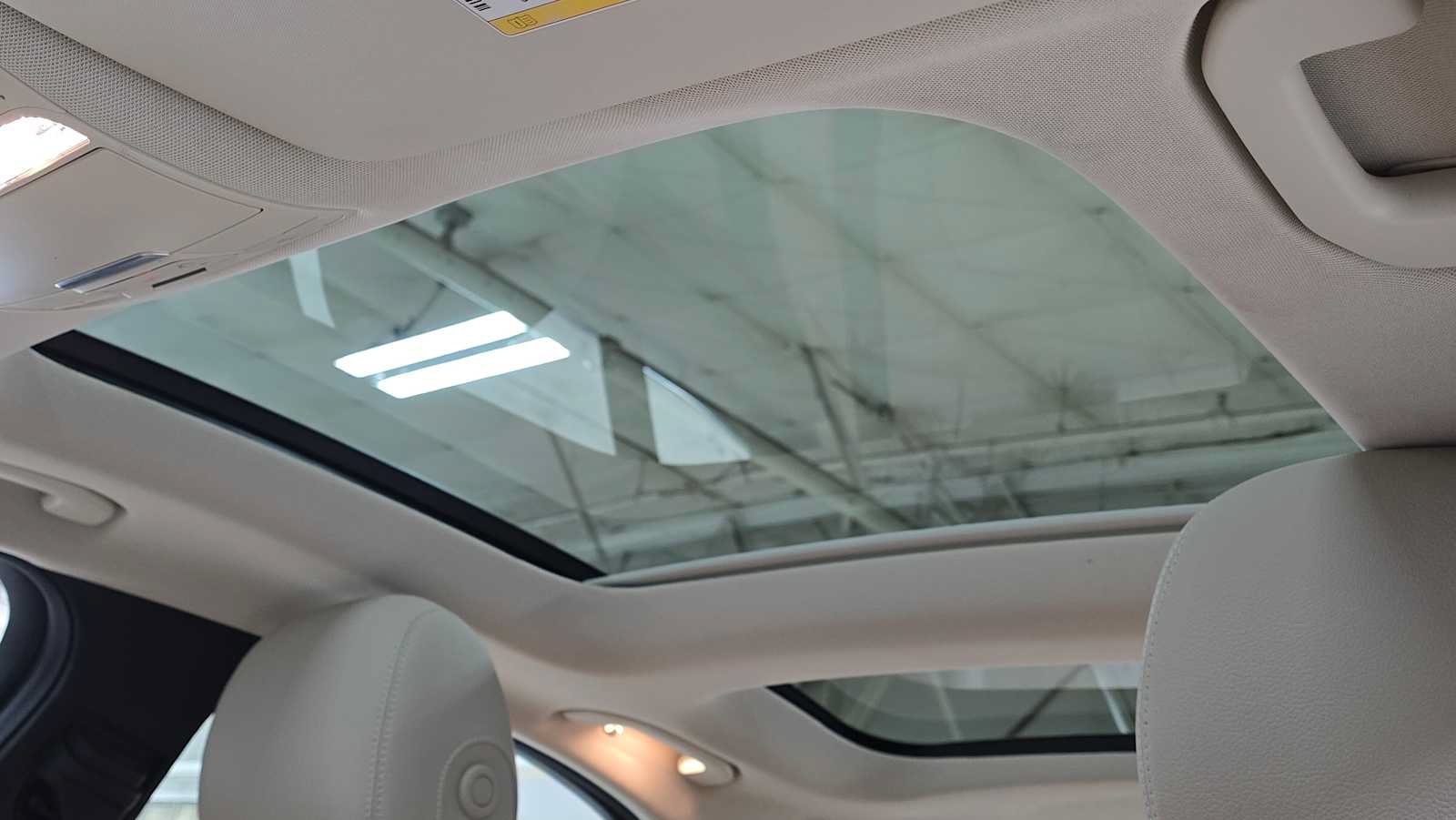 Certified 2016 Mercedes-Benz C 300 4MATIC Sedan image 22