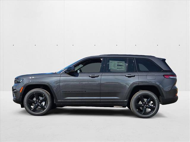 New 2025 Jeep Grand Cherokee Limited w/ Black Appearance Package RWD image 5