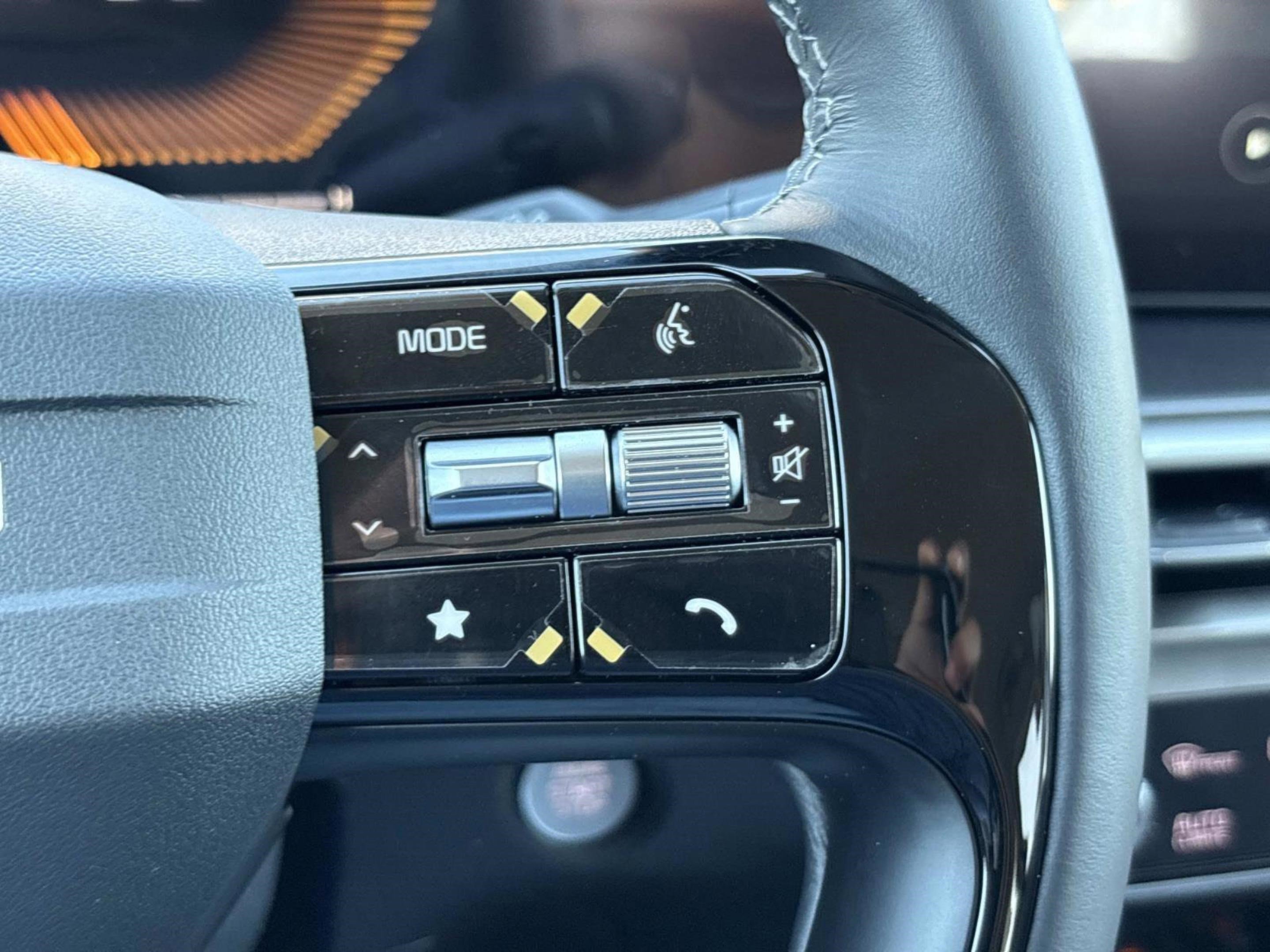 New 2026 Kia Sorento S image 24