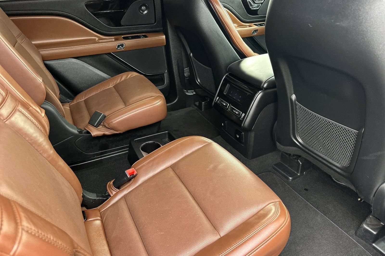 Used 2024 Lincoln Aviator Reserve AWD/4WD image 68