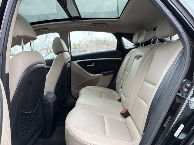 Used 2014 Hyundai Elantra GT w/ Option Group 03 image 10