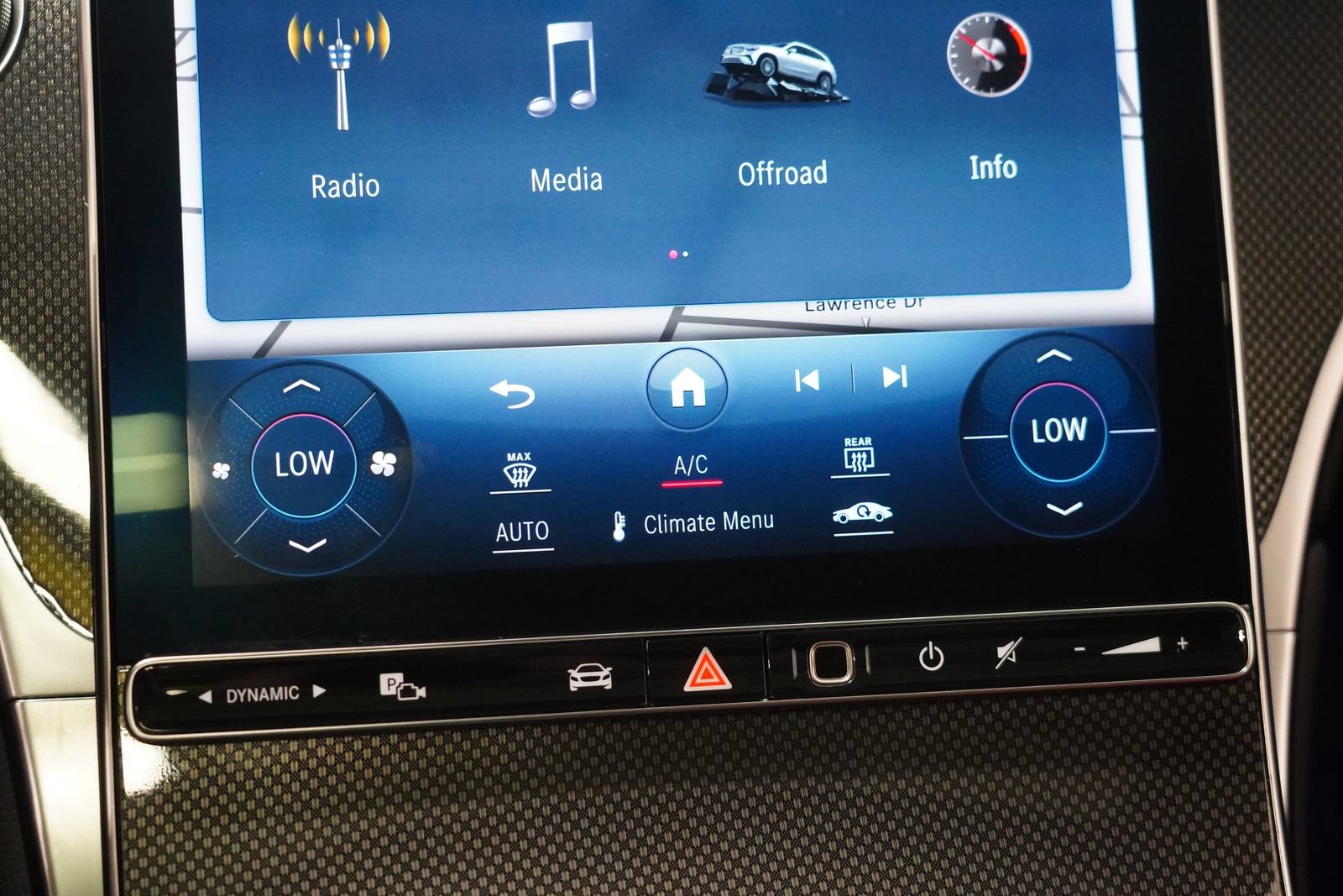 Certified 2023 Mercedes-Benz GLC 300 4MATIC image 25