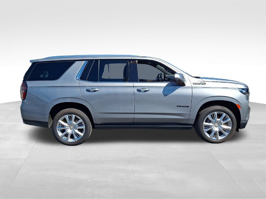 Used 2024 Chevrolet Tahoe High Country w/ Advanced Technology Package AWD/4WD image 8