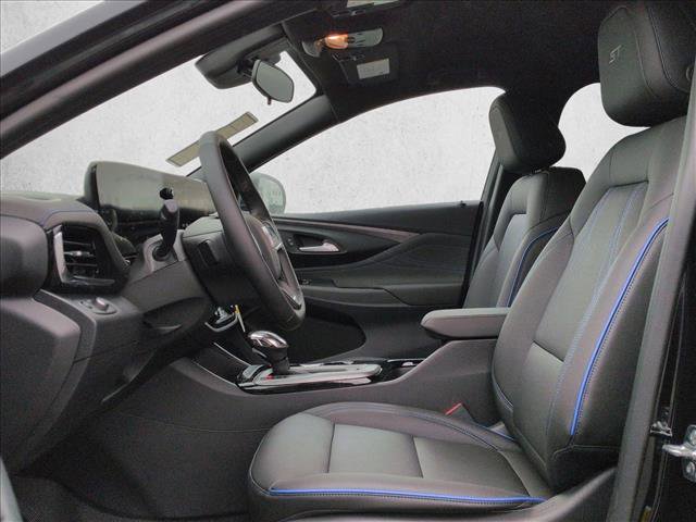 New 2026 Buick Envista Sport Touring w/ Convenience I Package image 4