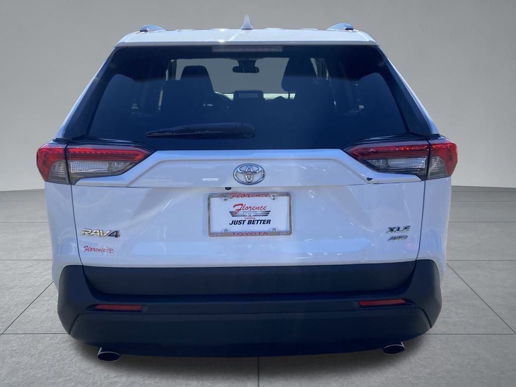 Used 2023 Toyota RAV4 XLE image 12