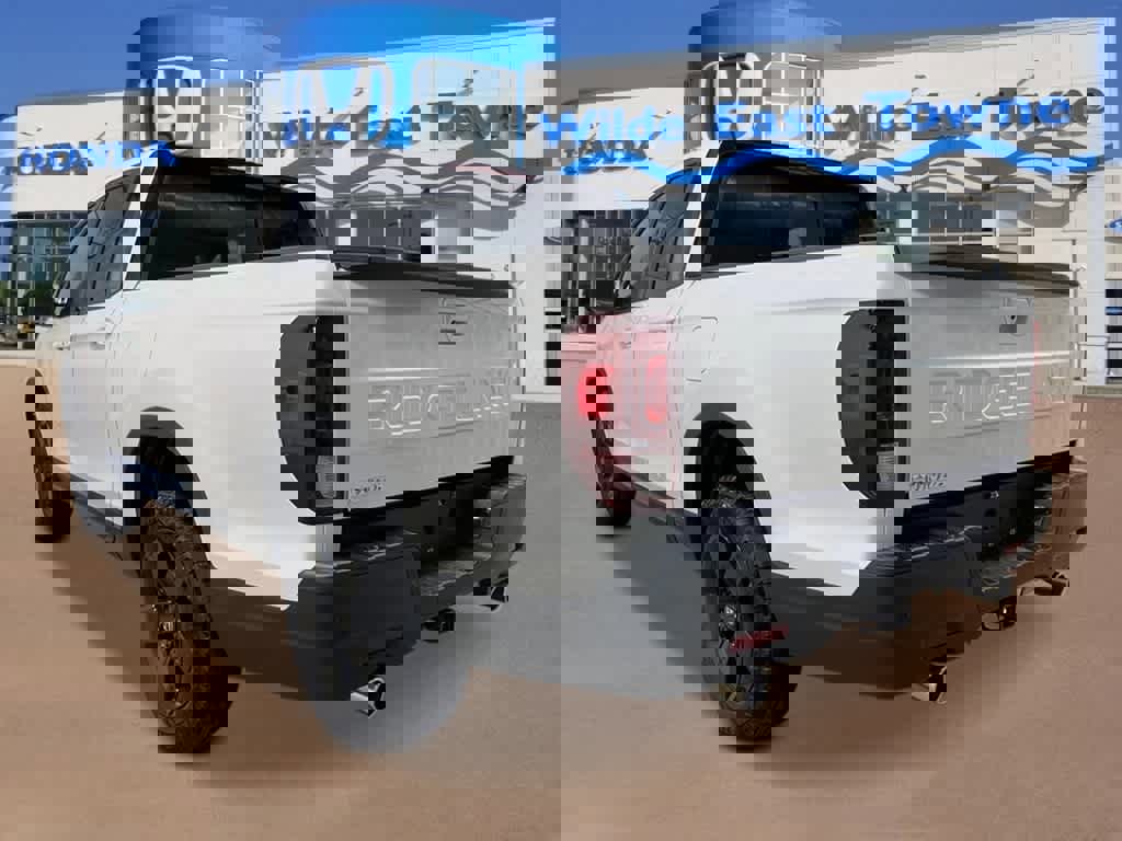 New 2026 Honda Ridgeline Black Edition image 3