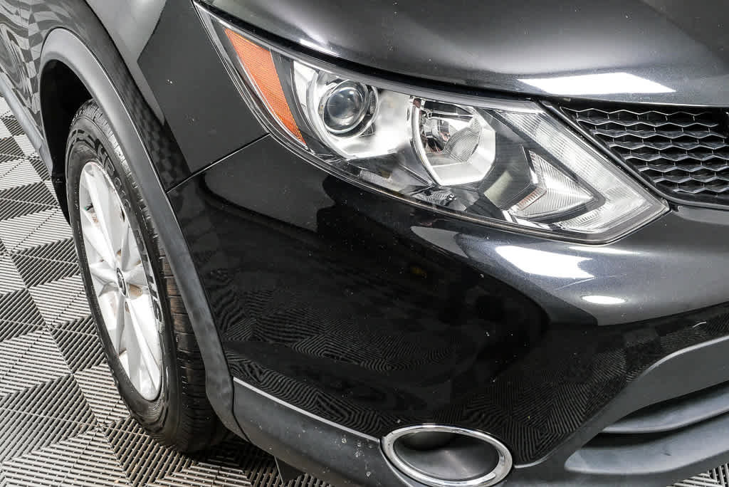 Used 2019 Nissan Rogue Sport SV w/ All-Weather Package FWD image 33