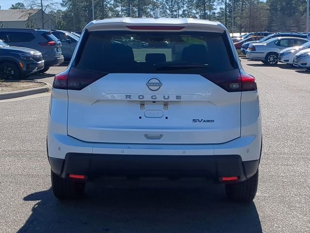 Used 2024 Nissan Rogue SV image 6