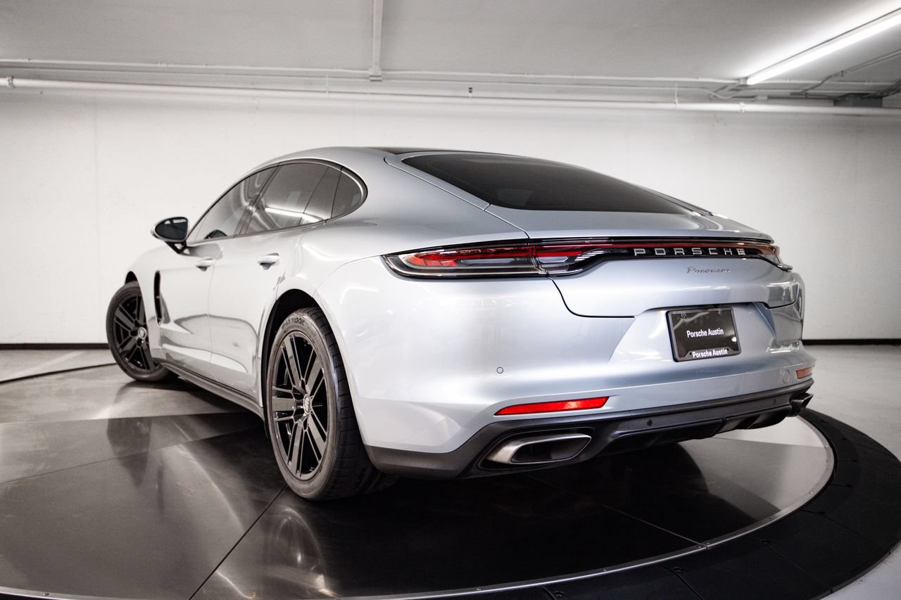 Certified 2023 Porsche Panamera image 3