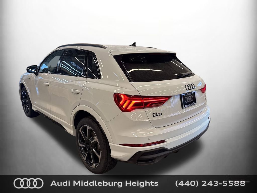 Used 2025 Audi Q3 2.0T Premium Plus w/ Premium Plus Package image 6