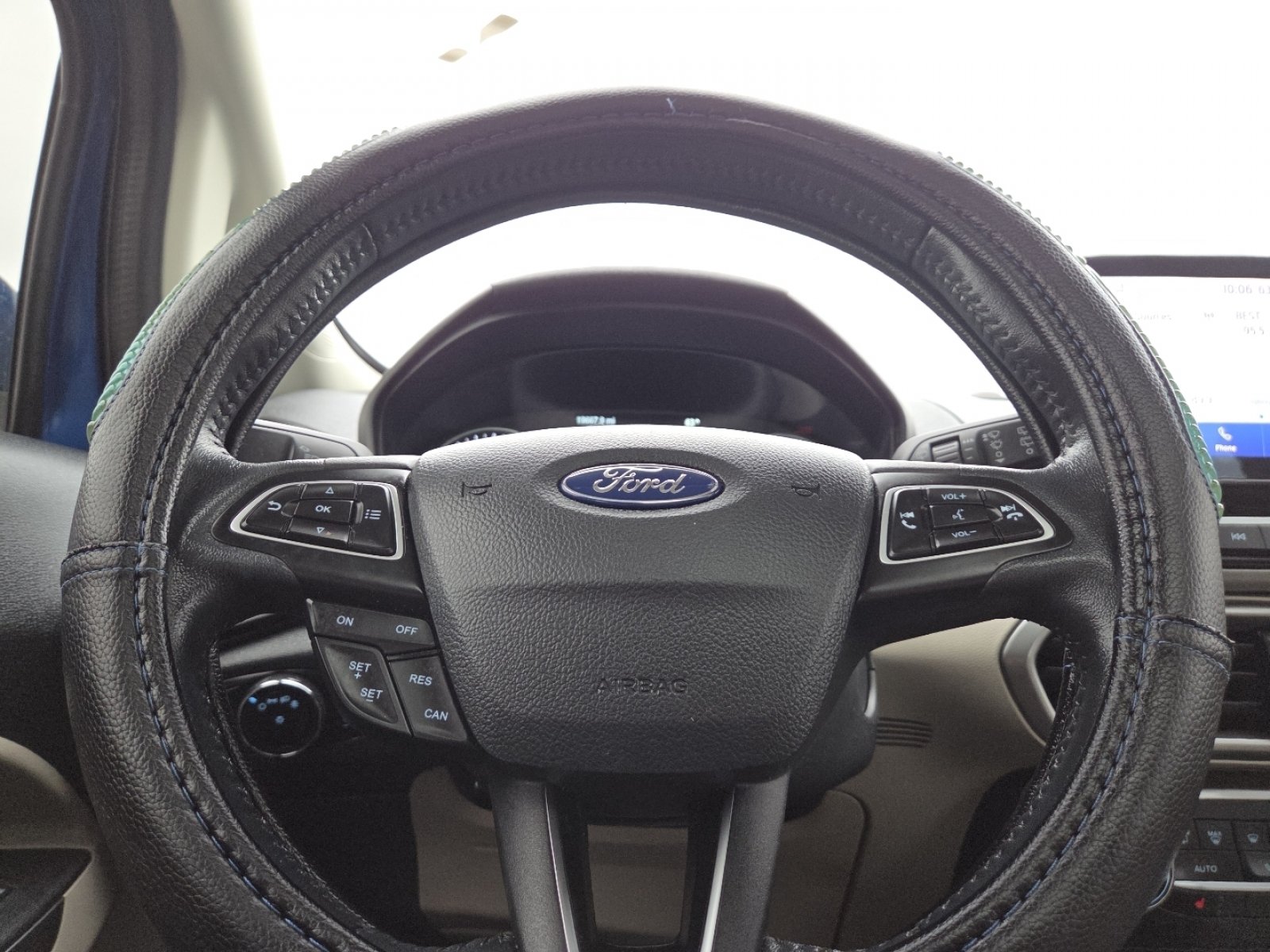 Used 2020 Ford EcoSport SE FWD image 25