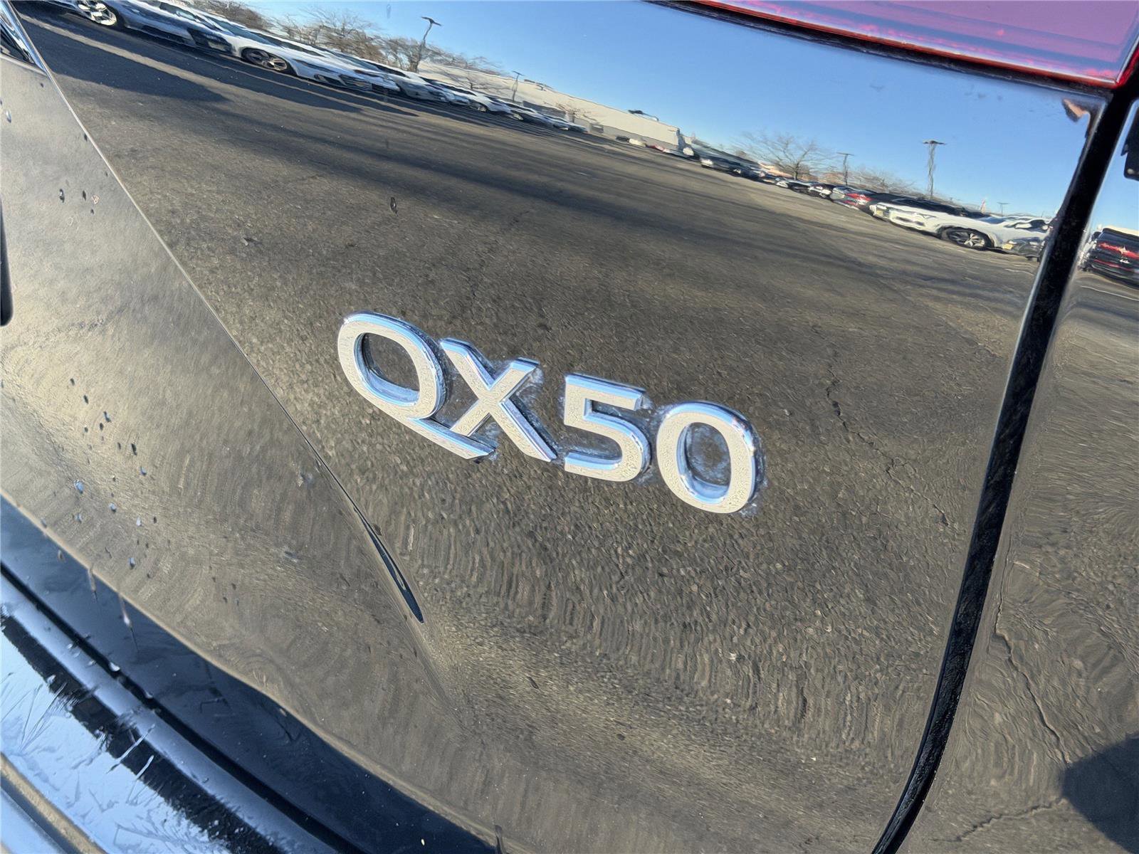 Used 2019 INFINITI QX50 Essential w/ Premium Audio Package image 24