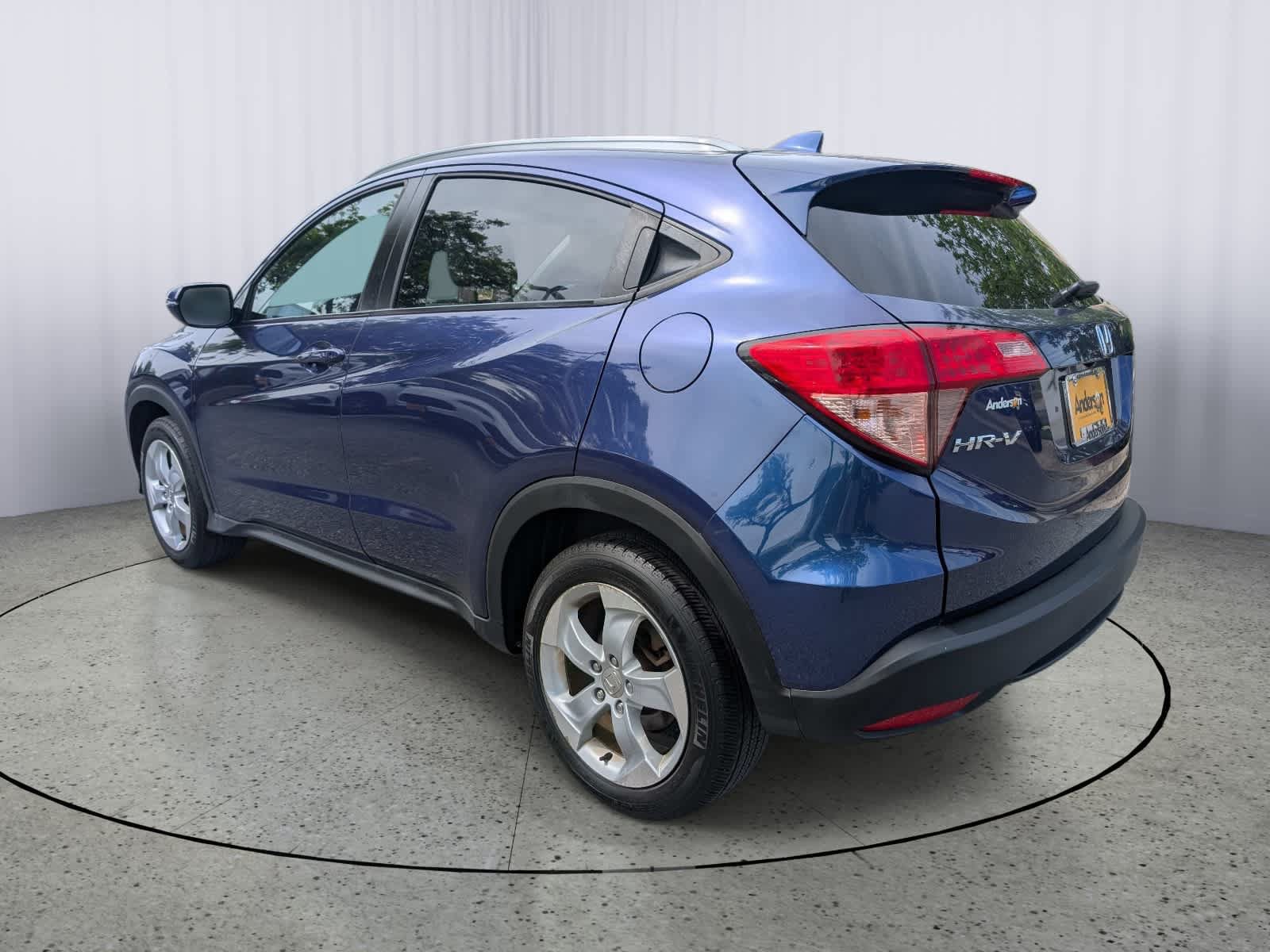Used 2016 Honda HR-V EX-L image 4