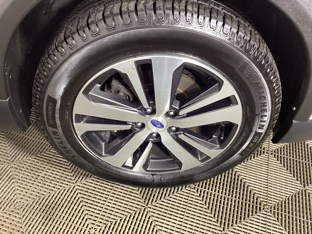 Used 2019 Subaru Outback 3.6R Limited image 7