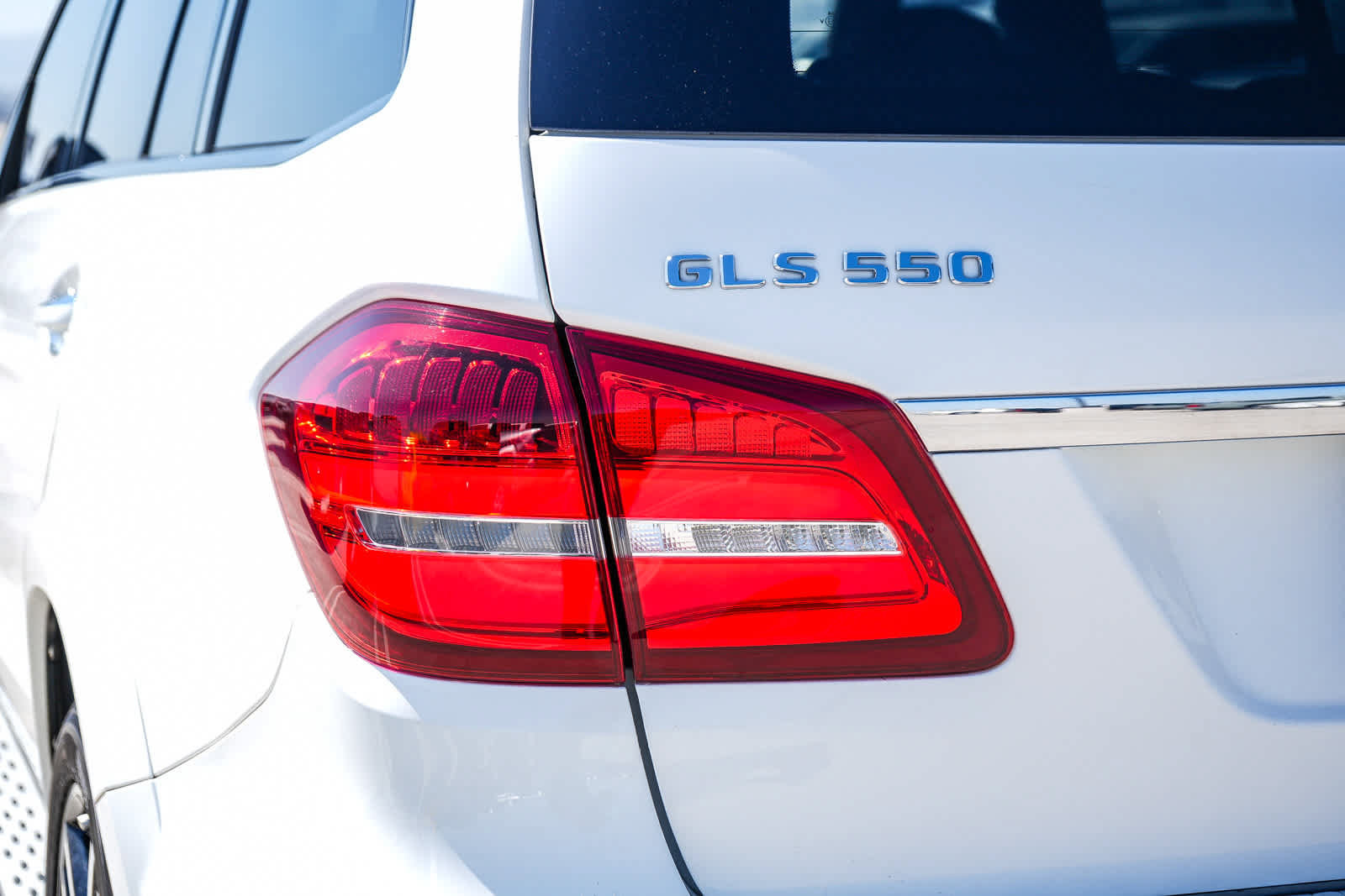 Used 2019 Mercedes-Benz GLS 550 4MATIC image 9