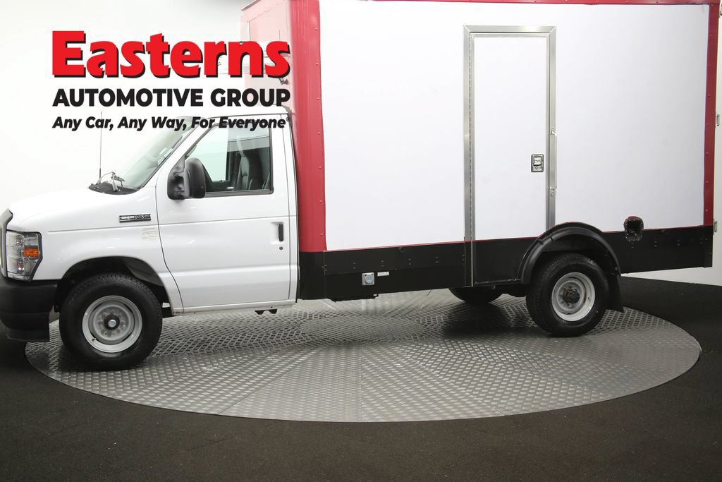 Used 2023 Ford E-350 and Econoline 350 Super Duty w/ Power Windows & Locks Group RWD image 57
