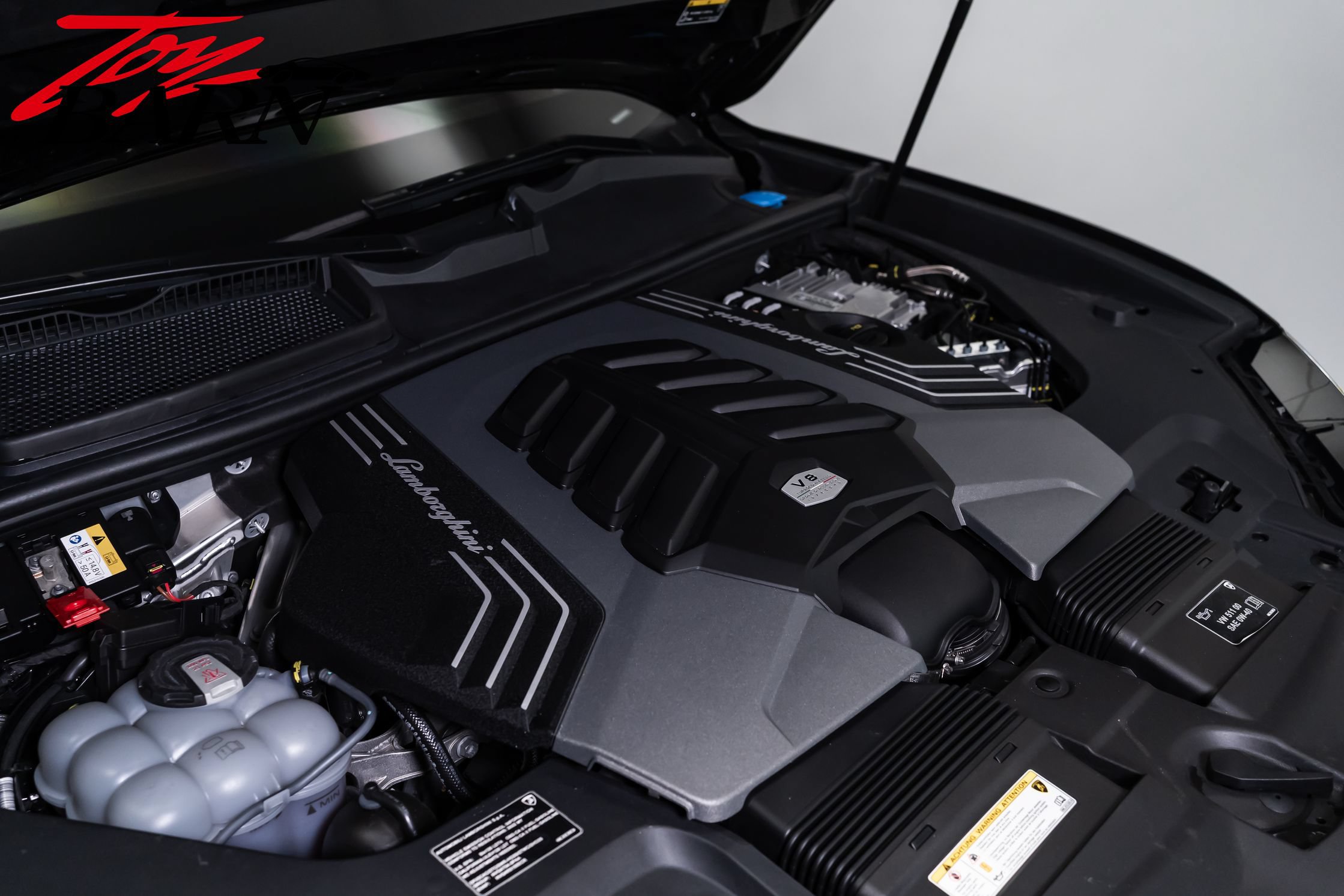 Used 2022 Lamborghini Urus AWD/4WD image 58