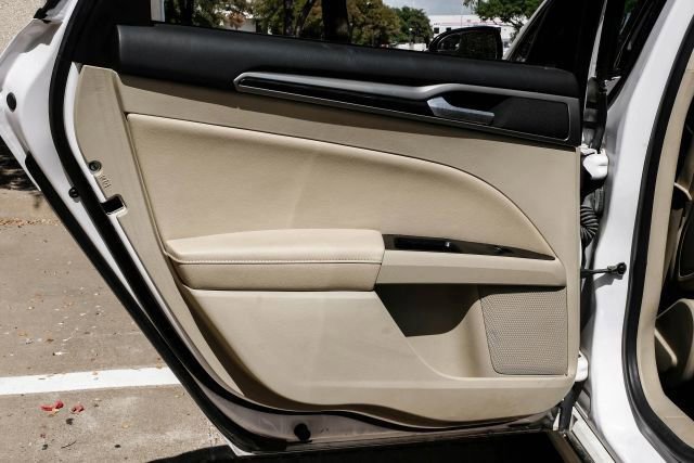 Used 2016 Ford Fusion SE w/ Equipment Group 502A image 52