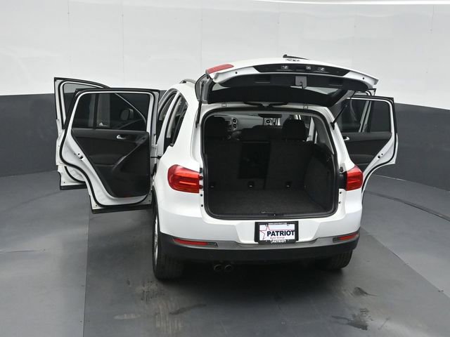 Used 2018 Volkswagen Tiguan Limited image 51