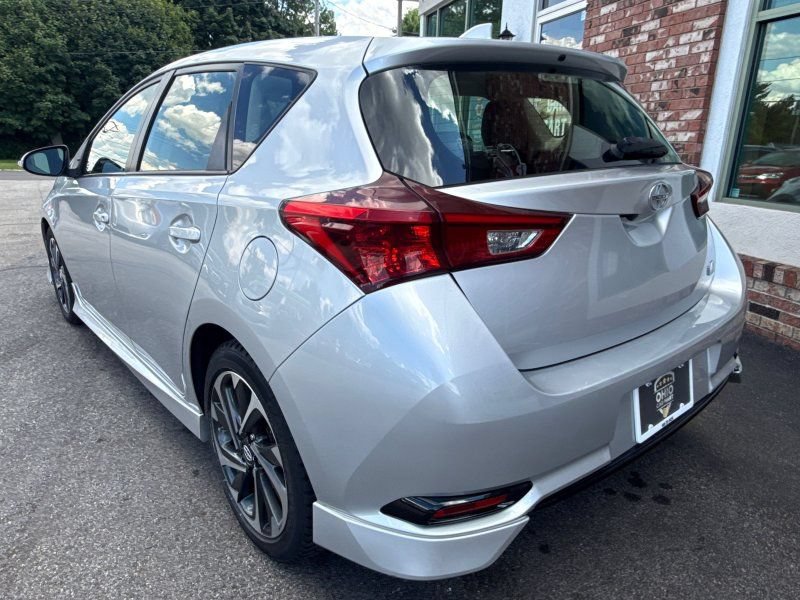 Used 2016 Scion iM FWD image 7