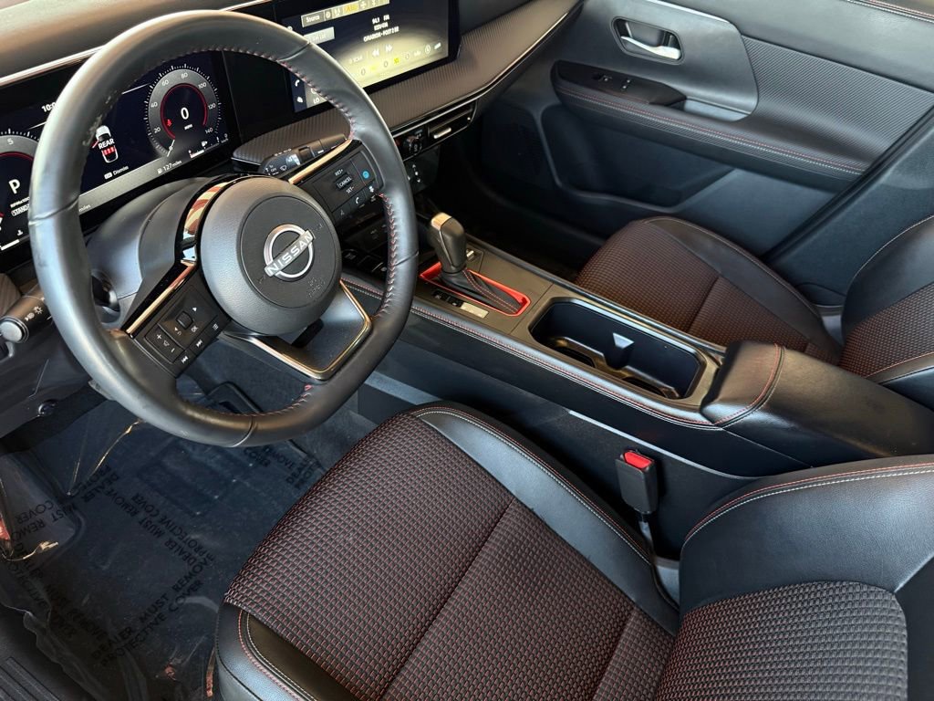 Used 2025 Nissan Kicks SR image 17