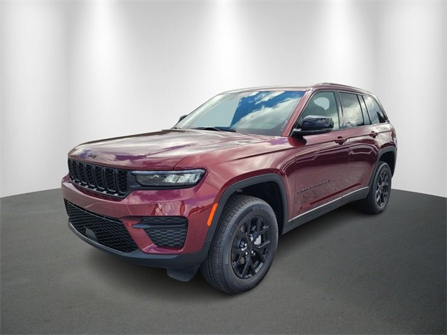 New 2025 Jeep Grand Cherokee Altitude image 2