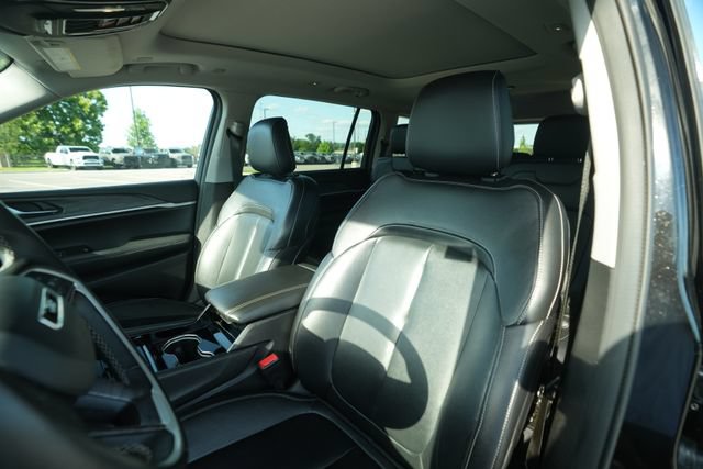 Used 2022 Jeep Grand Cherokee L Limited AWD/4WD image 44