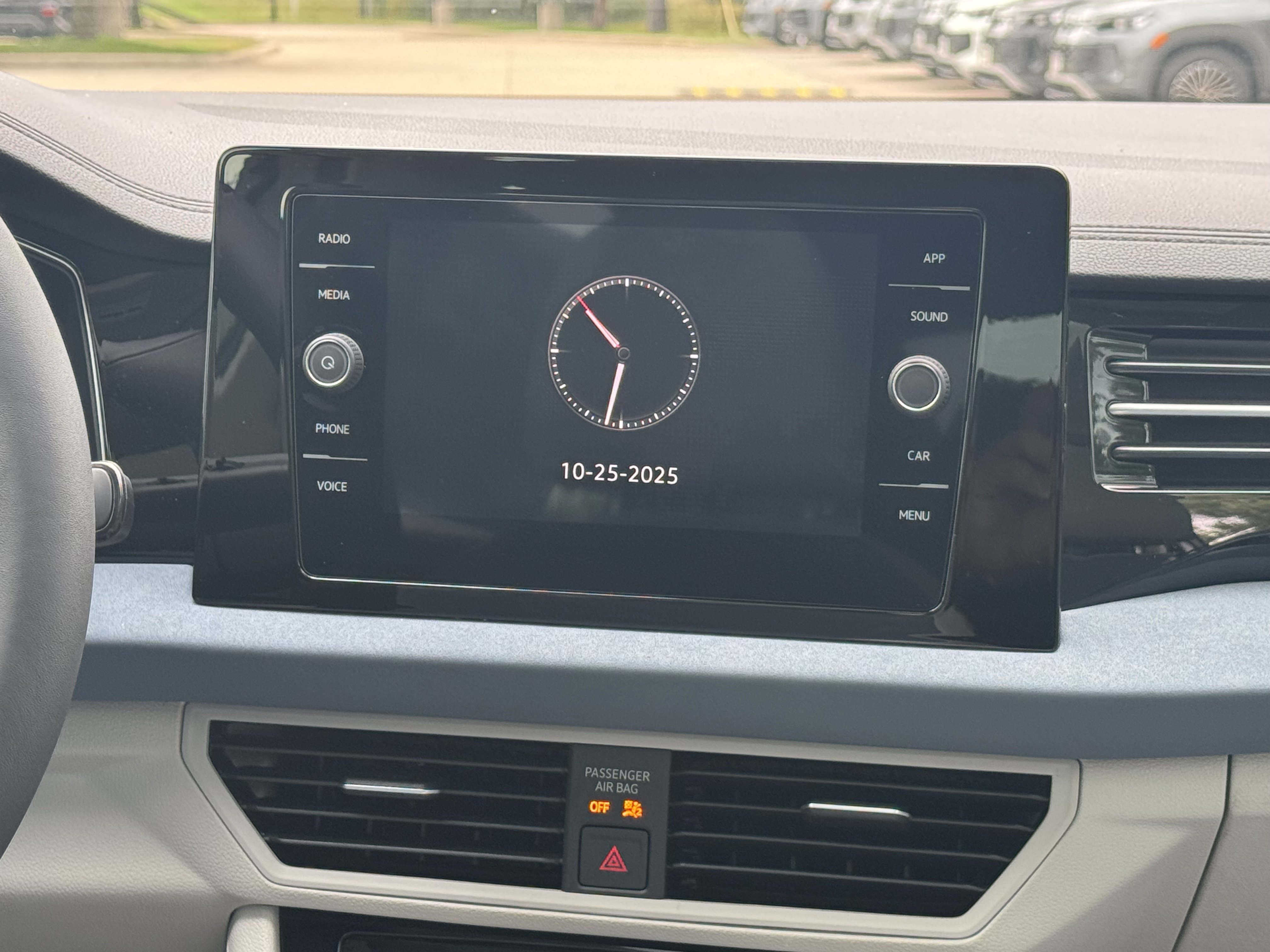 New 2027 Volkswagen Jetta SE FWD image 18