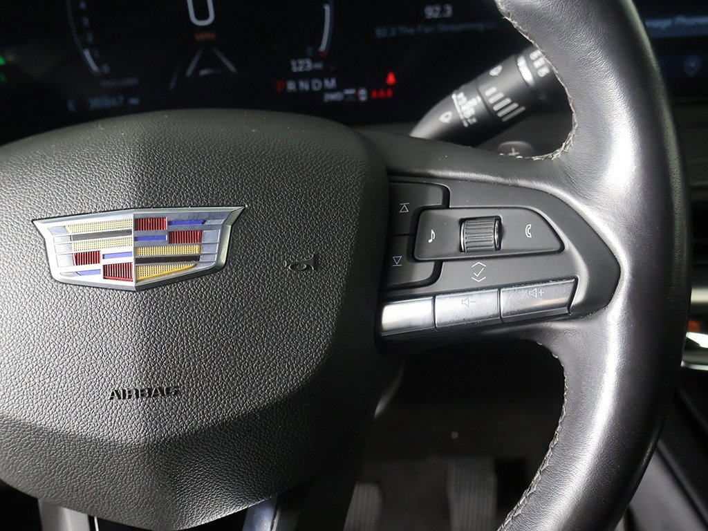 Used 2024 Cadillac XT4 Premium Luxury image 37