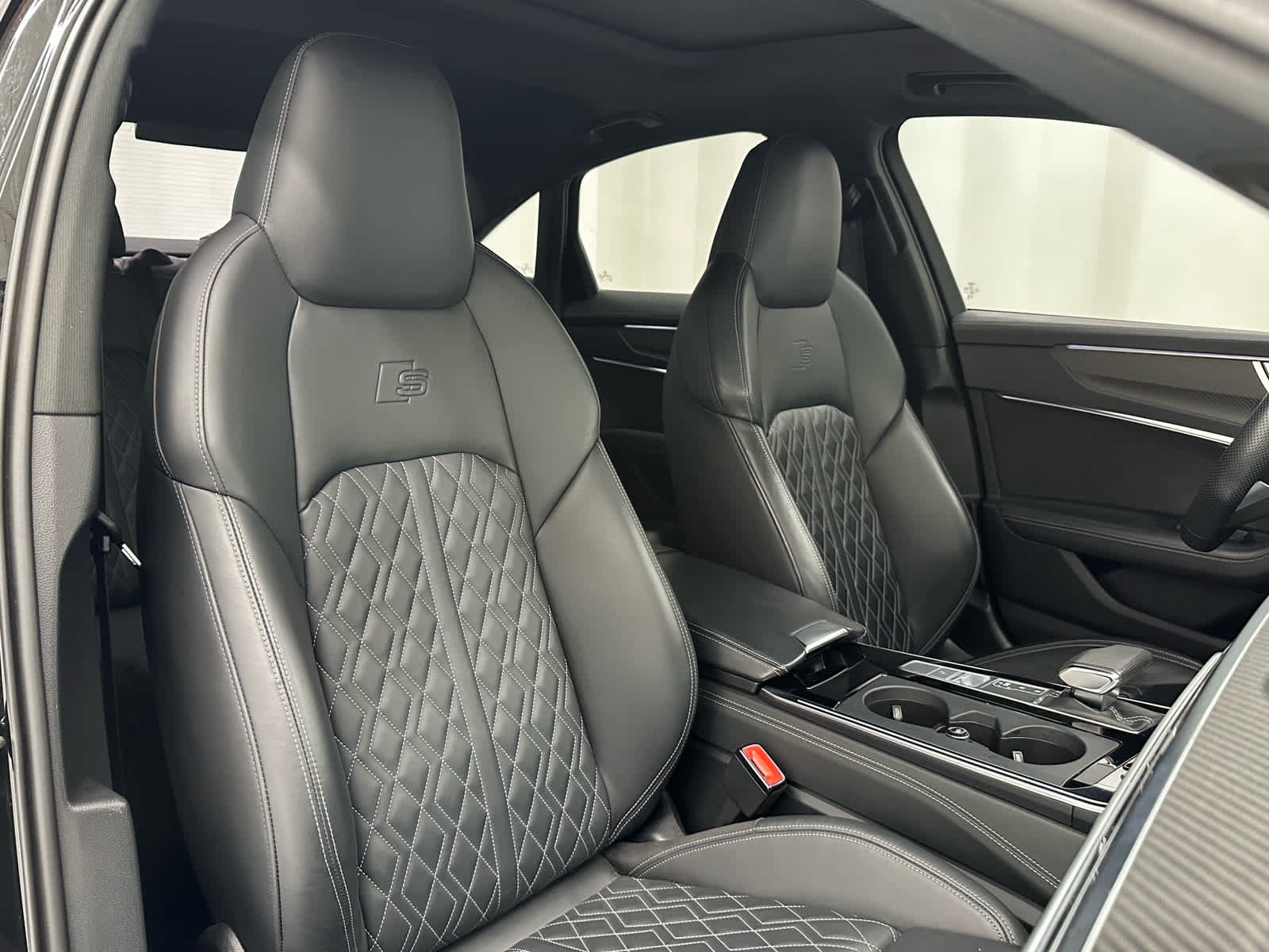 Used 2023 Audi S6 Premium Plus w/ Premium Plus Package AWD/4WD image 19