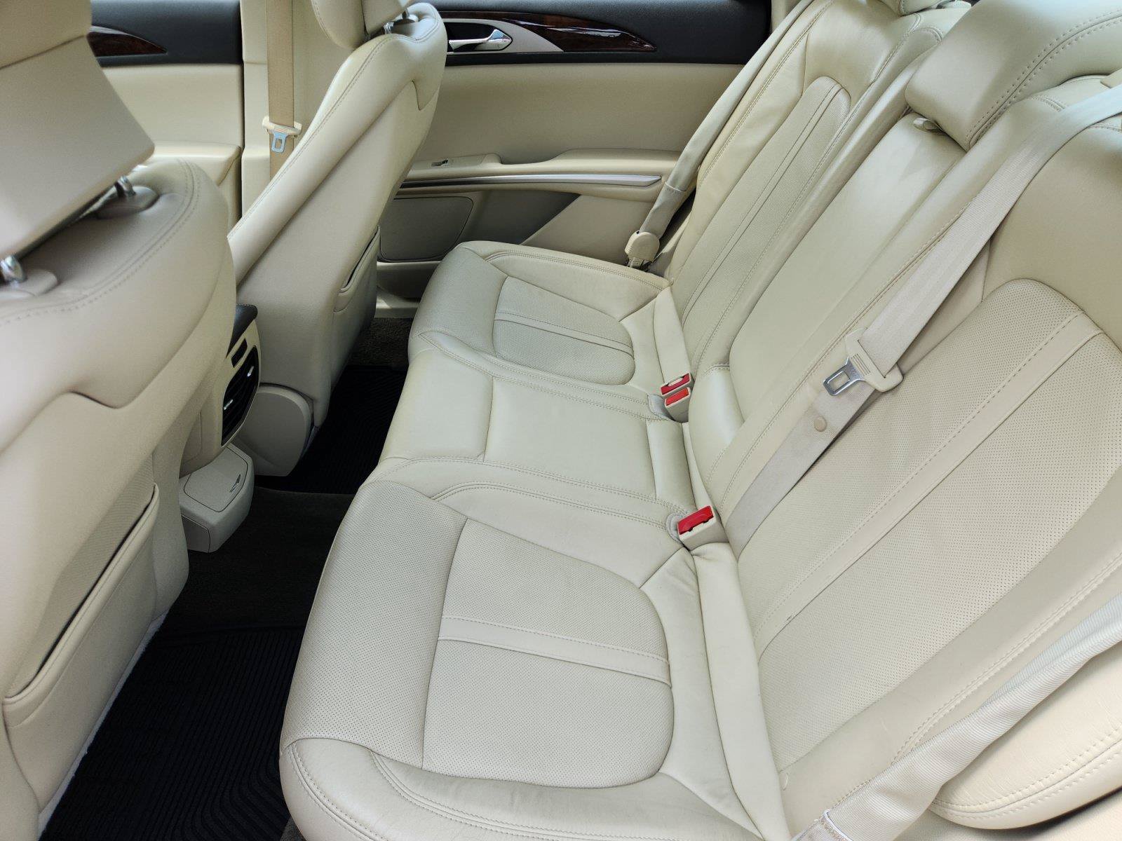 Used 2015 Lincoln MKZ AWD w/ Equipment Group 102A Reserve image 12