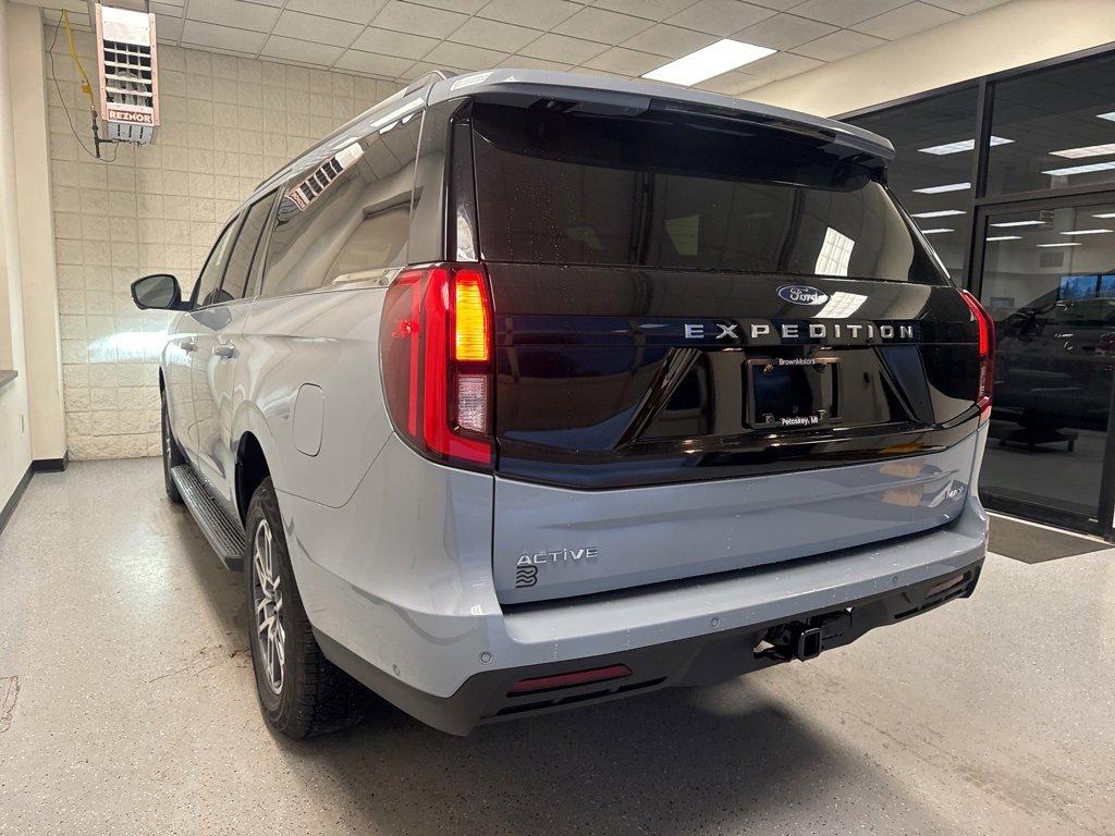 New 2025 Ford Expedition Max Active image 16