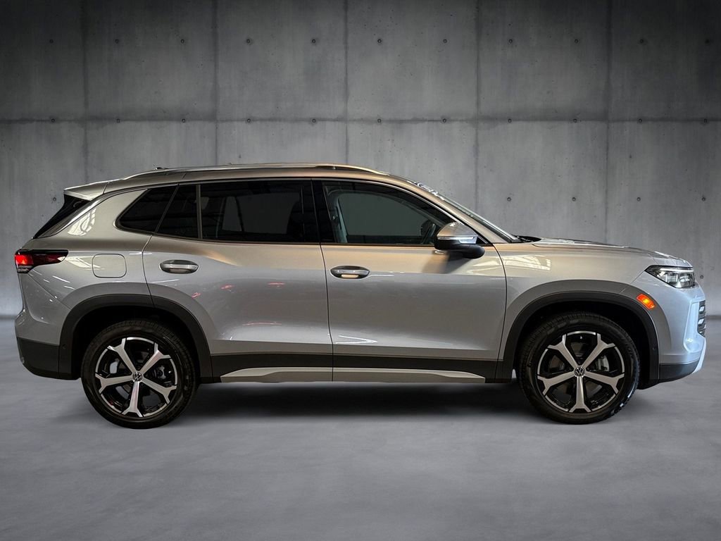 New 2026 Volkswagen Tiguan SE AWD/4WD image 6