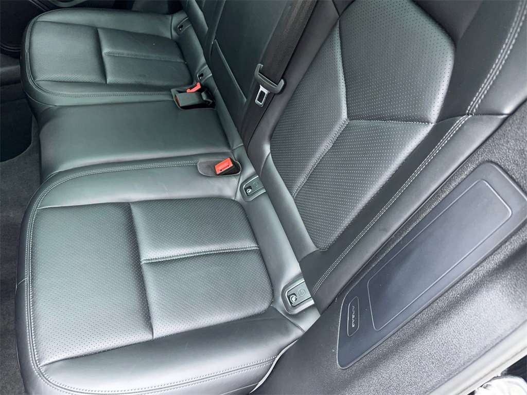 Used 2021 Porsche Macan S image 44