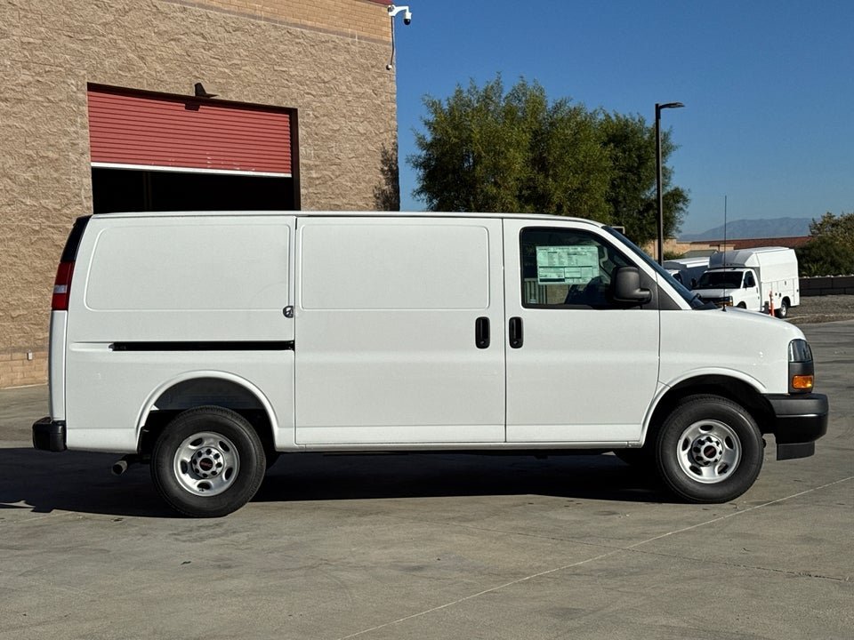 New 2025 GMC Savana 2500 w/ Driver Convenience Package RWD image 7